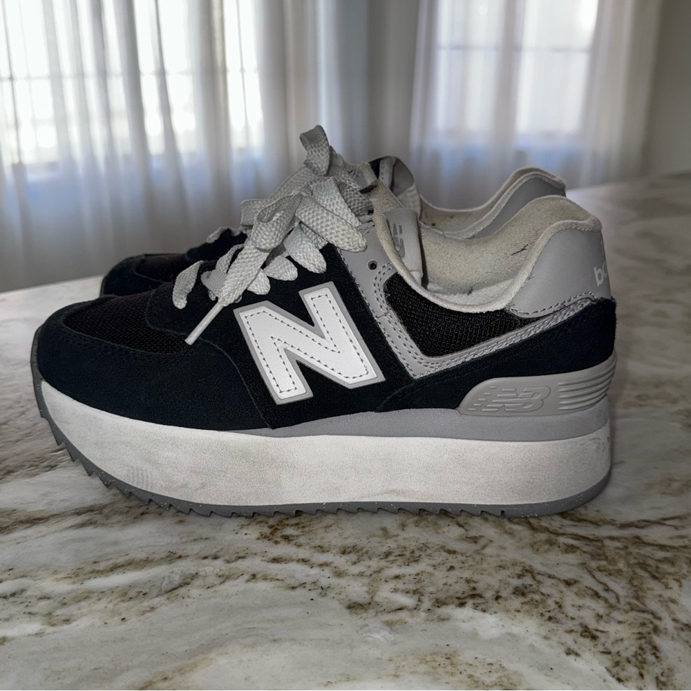 New Balance platform shoes size 6